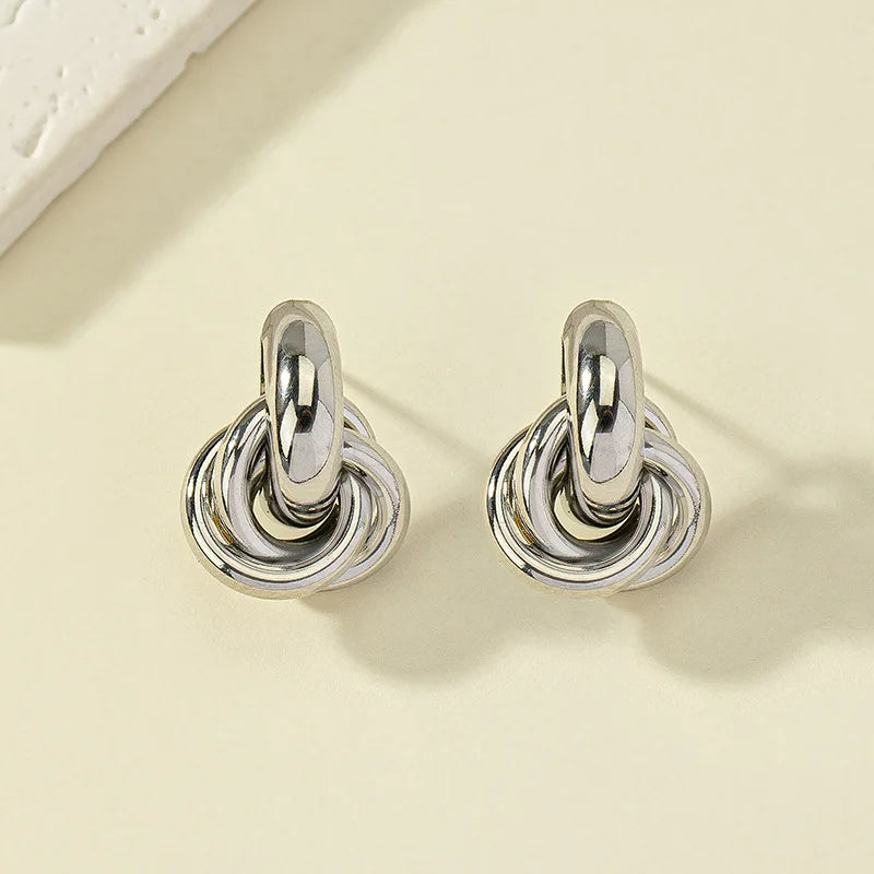 Sacha Knot Earrings