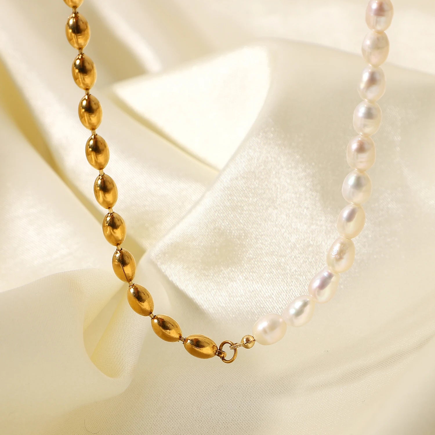 Prima Pearl Necklace