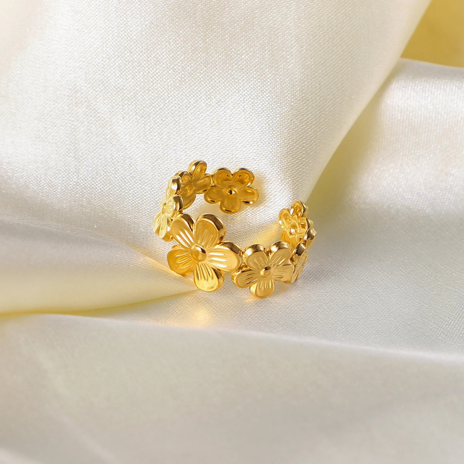 Bloom Ring